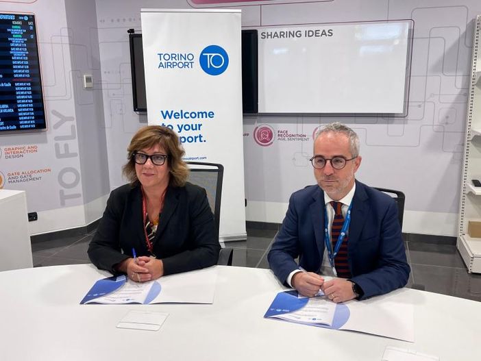 RFI e Torino Airport insieme per l'assistenza su treno e aereo ai passeggeri con disabilità e ridotta mobilità RFI e Torino Airport insieme per l'assistenza su treno e aereo ai passeggeri con disabilità e ridotta mobilità