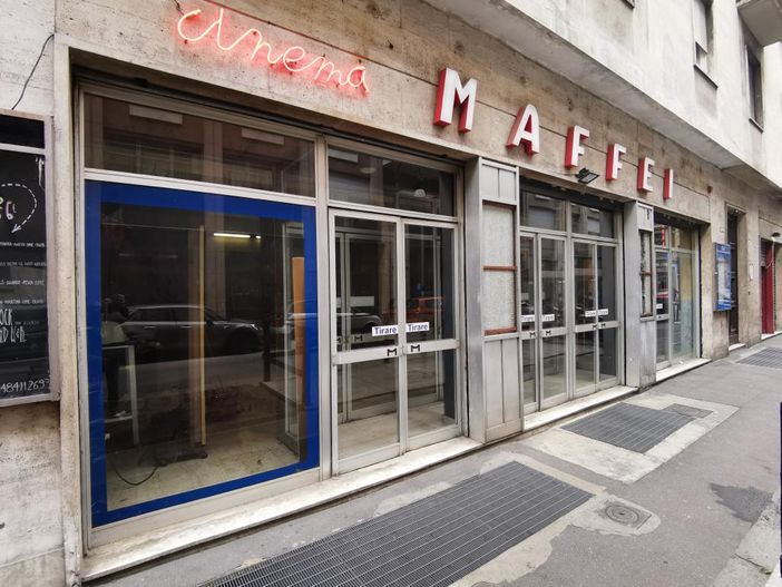 Teatro Maffei, da cinema a discoteca. La Circoscrizione 8 chiede sicurezza