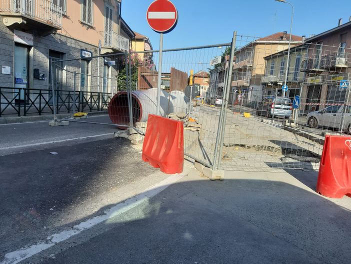 Moncalieri, si rompe una tubatura: centinaia di residenti senz'acqua