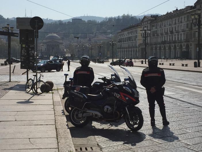 In manette tre marocchini che avevano sottratto capi di abbigliamento