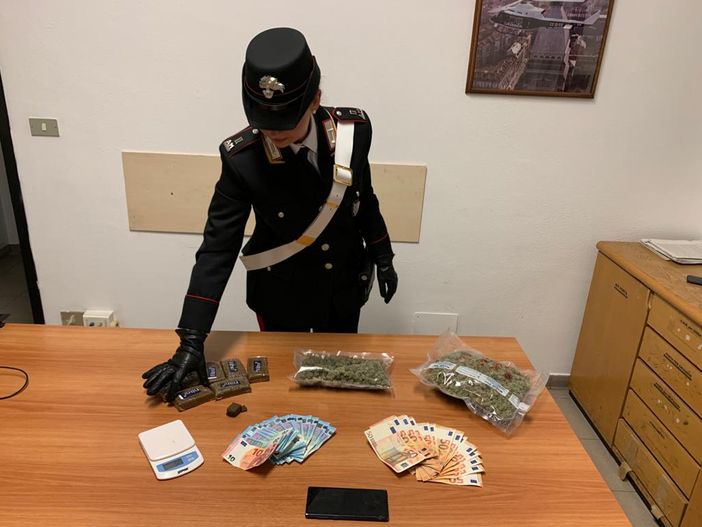 In casa gestiva un ingrosso della droga: arrestato 21enne di Settimo