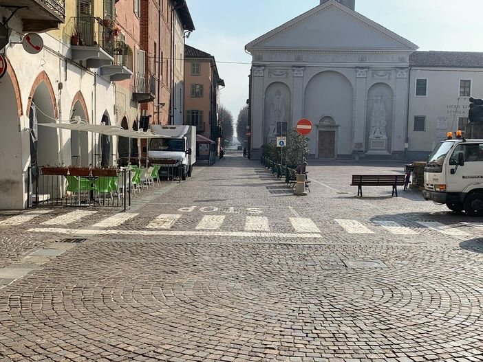 Il Comune lancia il bando 'anziani per Carmagnola 2023' Il Comune lancia il bando 'anziani per Carmagnola 2023'