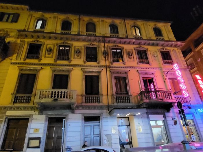 Storia, curiosità e leggende legate a questo edificio sito in via Principe Tommaso