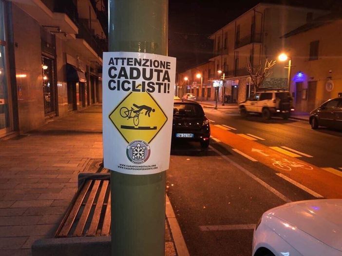 Settimo Torinese, CasaPound: "Pericolo caduta ciclisti lungo la ciclabile” Settimo Torinese, CasaPound: "Pericolo caduta ciclisti lungo la ciclabile”
