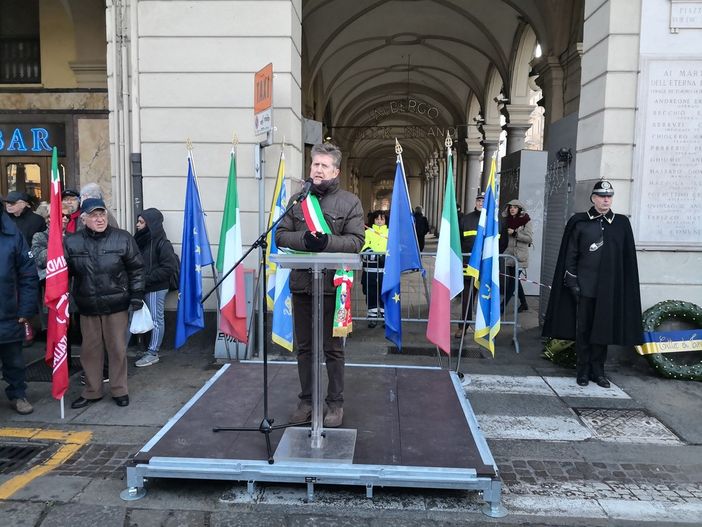 Torino ricorda la strage del 18 dicembre, i sindacati: "La democrazia non si esaurisce nel confronto elettorale e online" Torino ricorda la strage del 18 dicembre, i sindacati: "La democrazia non si esaurisce nel confronto elettorale e online"