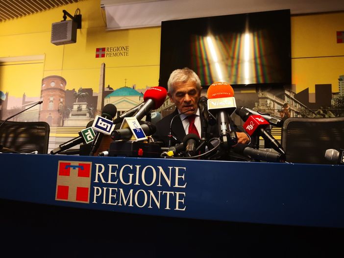Regionali, Chiamparino: "Sconfitta mia responsabilità, lascerò il seggio" Regionali, Chiamparino: "Sconfitta mia responsabilità, lascerò il seggio"