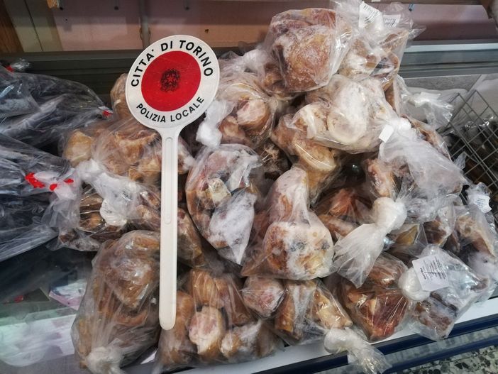 cibo mal conservato cibo mal conservato