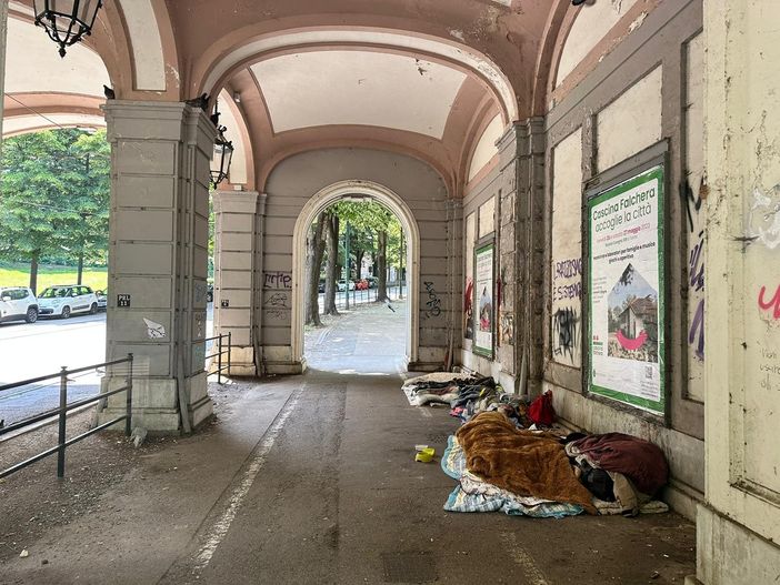 clochard ai giardini reali