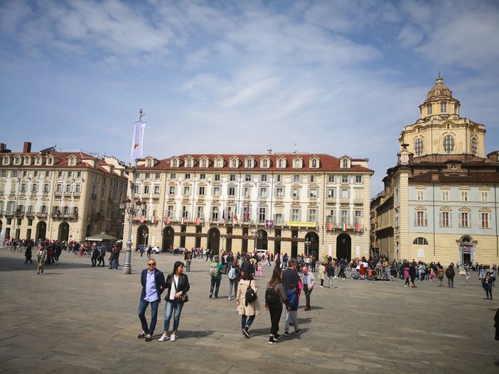 Code davanti ai musei di Torino, Appendino: "Città viva" Code davanti ai musei di Torino, Appendino: "Città viva"