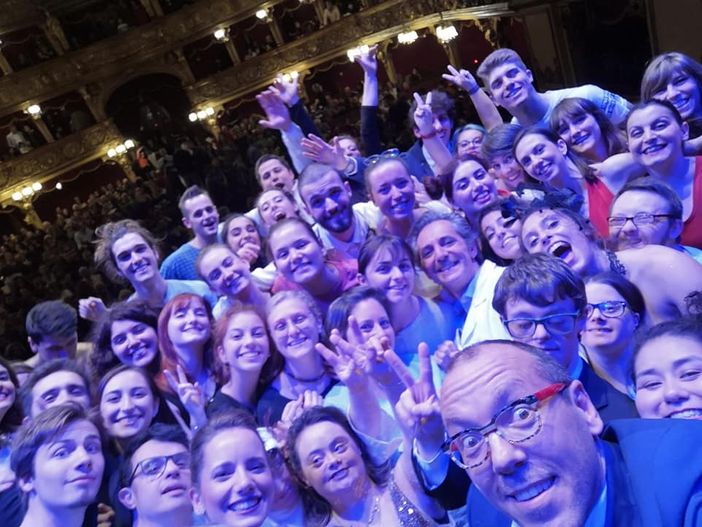 Un vero successo con “affetti clinici”: risate e riflessioni