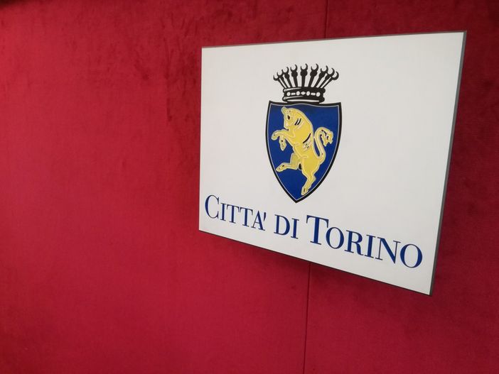 La minoranza si astiene: passa il bilancio consolidato 2016 del Comune di Torino La minoranza si astiene: passa il bilancio consolidato 2016 del Comune di Torino