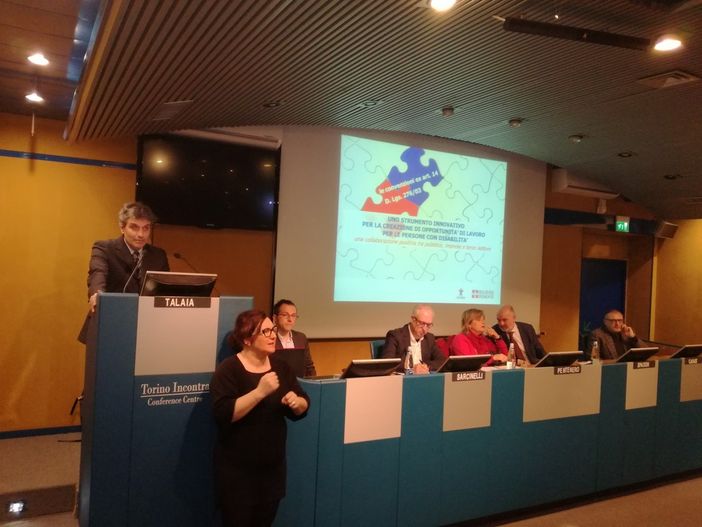 Aziende e disabili: il rebus del lavoro trova la soluzione (anche) grazie alle coop e al terzo settore Aziende e disabili: il rebus del lavoro trova la soluzione (anche) grazie alle coop e al terzo settore