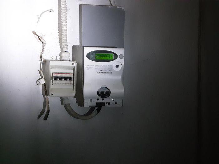 Furto di energia elettrica: la polizia municipale indaga la titolare di un mini market in via Belli Furto di energia elettrica: la polizia municipale indaga la titolare di un mini market in via Belli