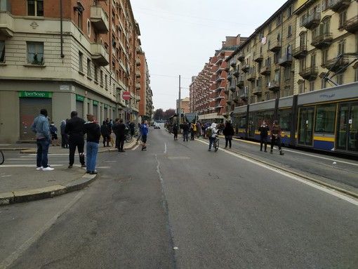 Torino, al via la “sorveglianza speciale” per Aurora e Barriera di Milano con presidi fissi delle forze dell'ordine Torino, al via la “sorveglianza speciale” per Aurora e Barriera di Milano con presidi fissi delle forze dell'ordine