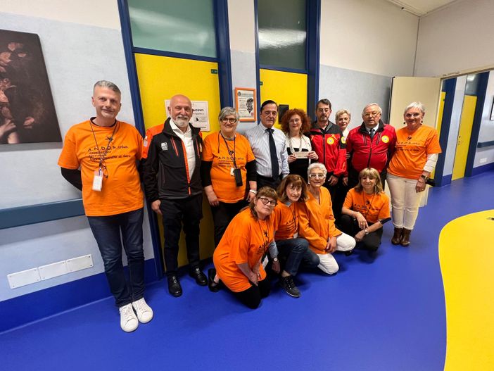 Ricordando il soccorritore Franco Cuccu, il CNSAS dona 2.500 al San Lazzaro Ricordando il soccorritore Franco Cuccu, il CNSAS dona 2.500 al San Lazzaro