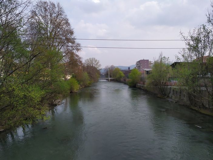 Lungo le sponde della Dora arriva l'assistenza legale &quot;di strada&quot;: permessi di soggiorno, lavoro e corsi di italiano per un futuro possibile [VIDEO]