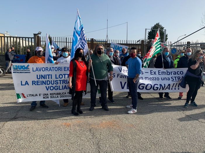 manifestazione di lavoratori manifestazione di lavoratori