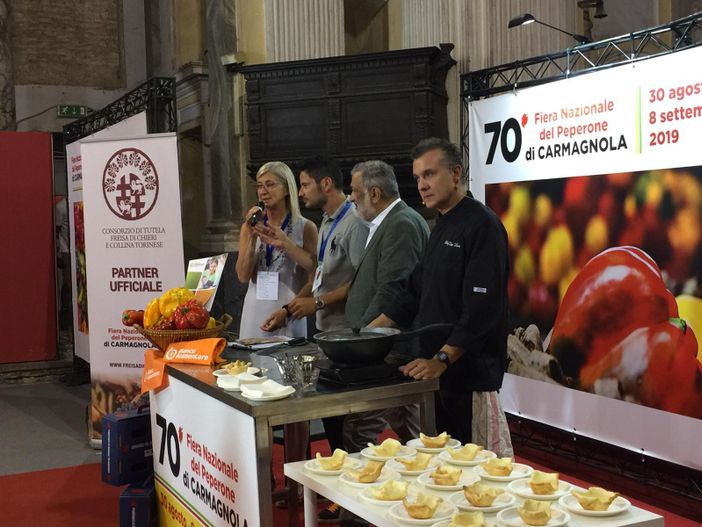 L'Accademia San Filippo cuore della cultura e dell’esperienza gastronomica della 70esima Fiera Nazionale del Peperone di Carmagnola L'Accademia San Filippo cuore della cultura e dell’esperienza gastronomica della 70esima Fiera Nazionale del Peperone di Carmagnola