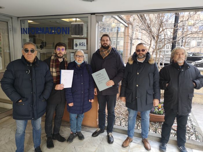 Sanità pnrr, da Fdi dossier di proposte per nuovi ambulatori "nelle periferie dimenticate" Sanità pnrr, da Fdi dossier di proposte per nuovi ambulatori "nelle periferie dimenticate"