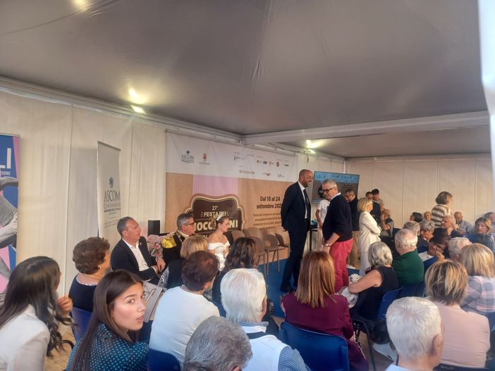 festa dei nocciolini