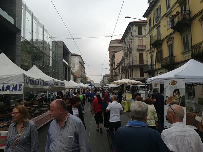 Bollicine in via Monferrato e festa in via Nizza, ma slitta l'inaugurazione della ciclabile Bollicine in via Monferrato e festa in via Nizza, ma slitta l'inaugurazione della ciclabile