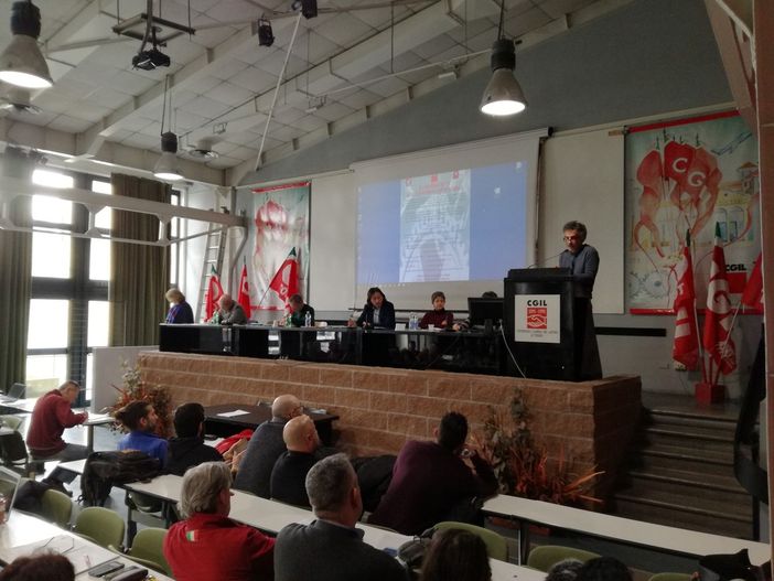 Re David (Fiom Cgil) a Torino: "Esito delle urne sorprendente nelle dimensioni, ma gli ultimi governi erano lontani dalla gente" (VIDEO)