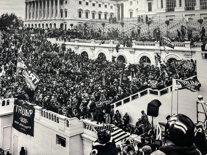 Da Capitol Hill a Hong Kong: storie di Insurrezioni in mostra da Flashback