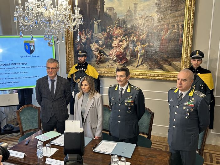 Non solo la condanna, Gdf e Procura stringono le maglie per sequestrare i beni delle organizzazioni criminali a 360 gradi Non solo la condanna, Gdf e Procura stringono le maglie per sequestrare i beni delle organizzazioni criminali a 360 gradi