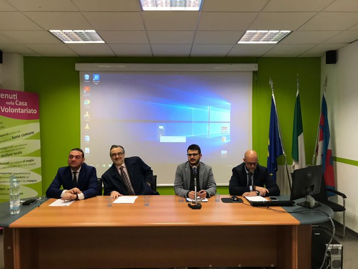 Torino non dimentica il genocidio del Ruanda: documentario e mostra fotografica per tenere viva la memoria Torino non dimentica il genocidio del Ruanda: documentario e mostra fotografica per tenere viva la memoria