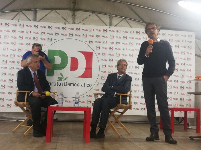 Festa Unità Torino, appello di Gentiloni a Chiamparino: &quot;Ricandidati per le elezioni regionali&quot; (FOTO)