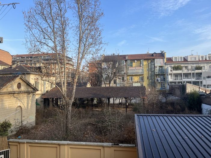 Dopo Aska, anche l'ex Asilo Occupato di via Alessandria potrebbe diventare un “bene comune” Dopo Aska, anche l'ex Asilo Occupato di via Alessandria potrebbe diventare un “bene comune”