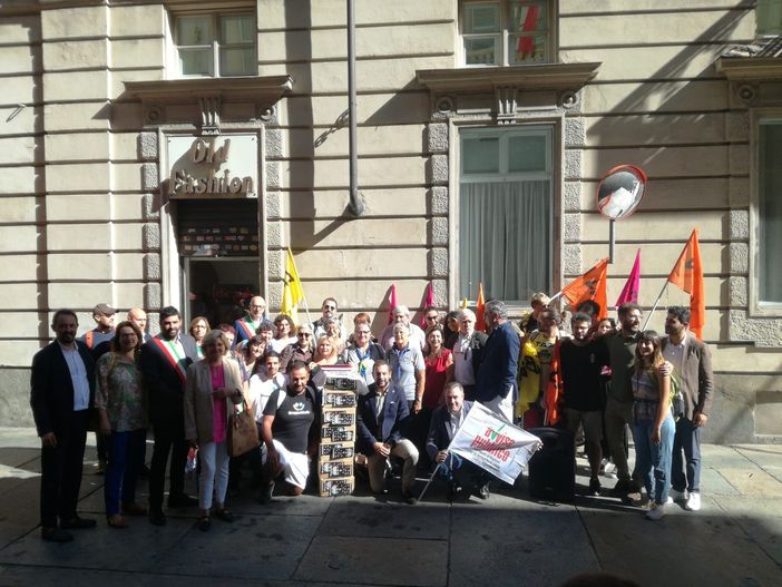 Quaranta associazioni contro Cirio e il gioco d'azzardo: &quot;Raccogliamo 8mila firme per una nuova proposta di legge&quot;