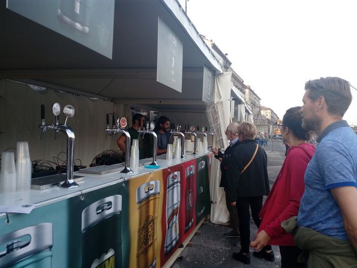 G7 a Torino &quot;privé inutile&quot;. Proxima: &quot;L'alternativa è già in strada&quot;