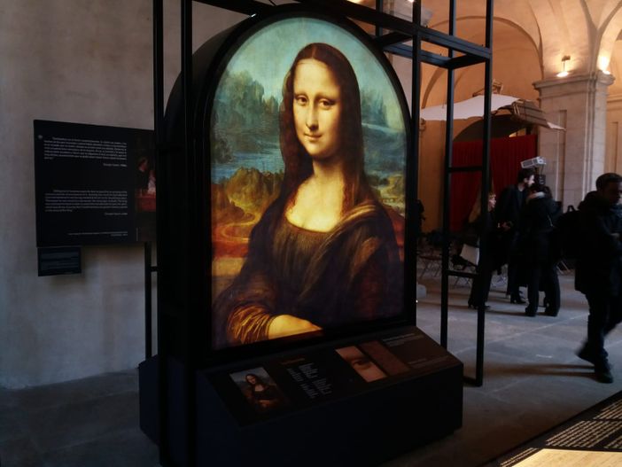 Riscoprire l’uomo Leonardo al Mastio della Cittadella: e un robot disegna la Gioconda su tavola grafica
