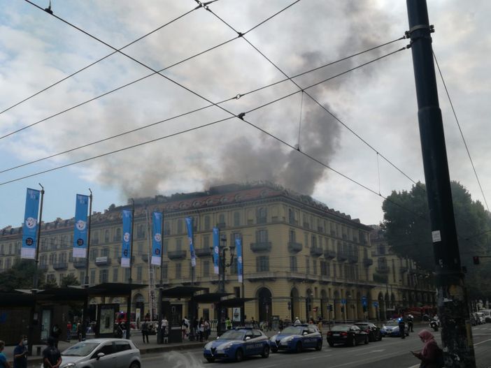 incendio piazza carlo felice incendio piazza carlo felice