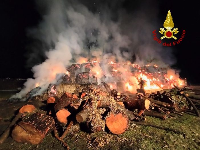 operazioni di spegnimento incendio