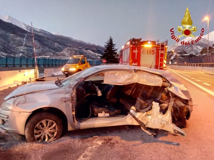 Susa, incidente all'alba sulla Torino-Bardonecchia