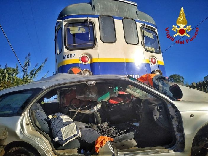 Incidente ferroviario di Valperga, domani istituito un servizio bus sostitutivo