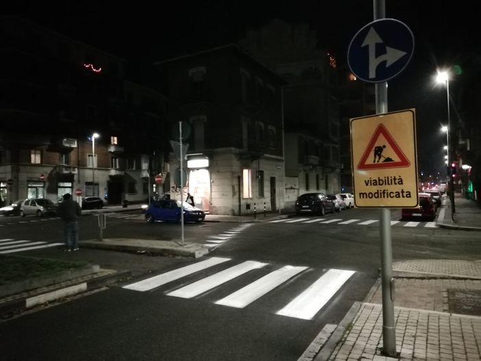 Parella, cambia la viabilità in piazza Chironi: via Borgomanero diventa a senso unico Parella, cambia la viabilità in piazza Chironi: via Borgomanero diventa a senso unico