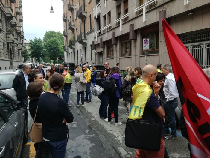 I sindacati di Italiaonline vanno all'attacco: "Riteniamoci in sciopero permanente" (VIDEO) I sindacati di Italiaonline vanno all'attacco: "Riteniamoci in sciopero permanente" (VIDEO)