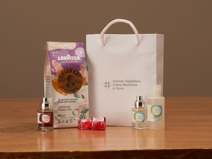 Per l'8 marzo l'ospedale Mauriziano regala un profumo alle proprie pazienti Per l'8 marzo l'ospedale Mauriziano regala un profumo alle proprie pazienti