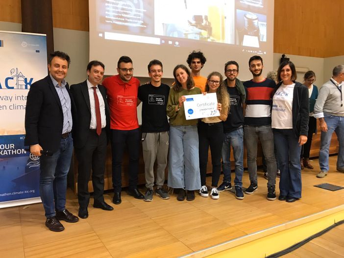 Climathon Torino 2019: vince &quot;Spazzaturet&quot;, una soluzione contro i rifiuti della malamovida