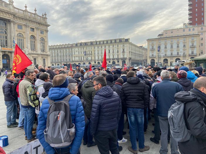 Ritirati i licenziamenti alla Mahle, parte un anno di cassa per dare un futuro a Saluzzo e La Loggia