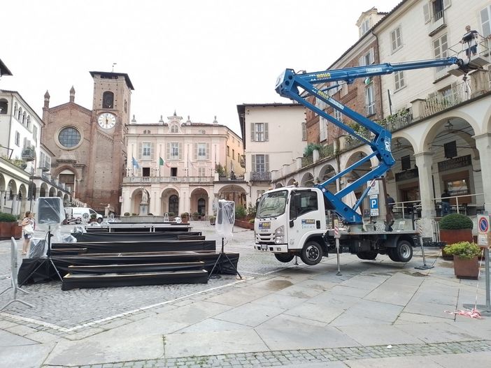 Iniziati i lavori per la nuova Ztl a Moncalieri, i contrari lanciano una petizione Iniziati i lavori per la nuova Ztl a Moncalieri, i contrari lanciano una petizione