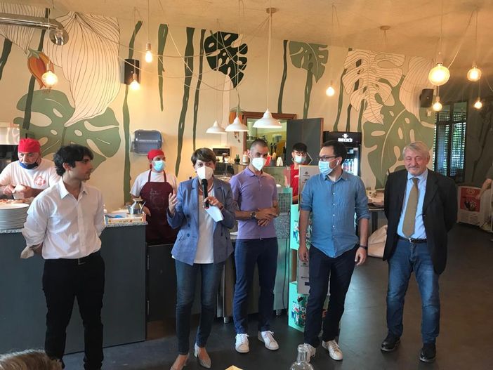 Entusiasmo alle prime due tappe del viaggio alla scoperta delle eccellenze cooperative piemontesi Entusiasmo alle prime due tappe del viaggio alla scoperta delle eccellenze cooperative piemontesi