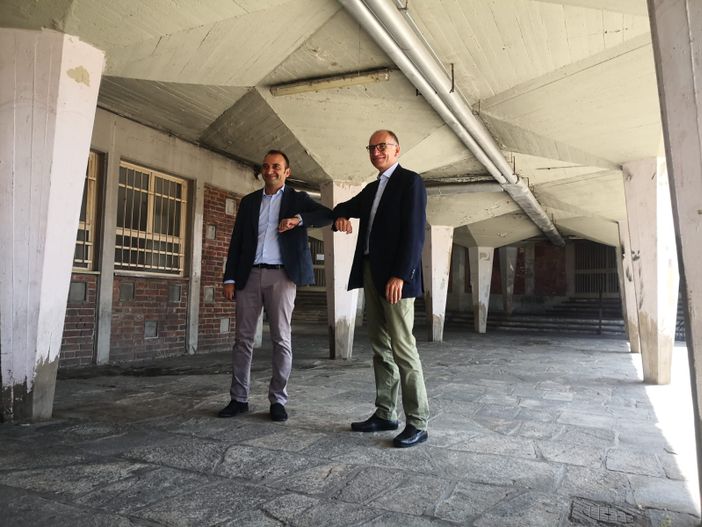 Letta a Torino: &quot;Riapriremo l'anagrafe di Falchera. Il Pd non è il partito della Ztl&quot;  [FOTO]