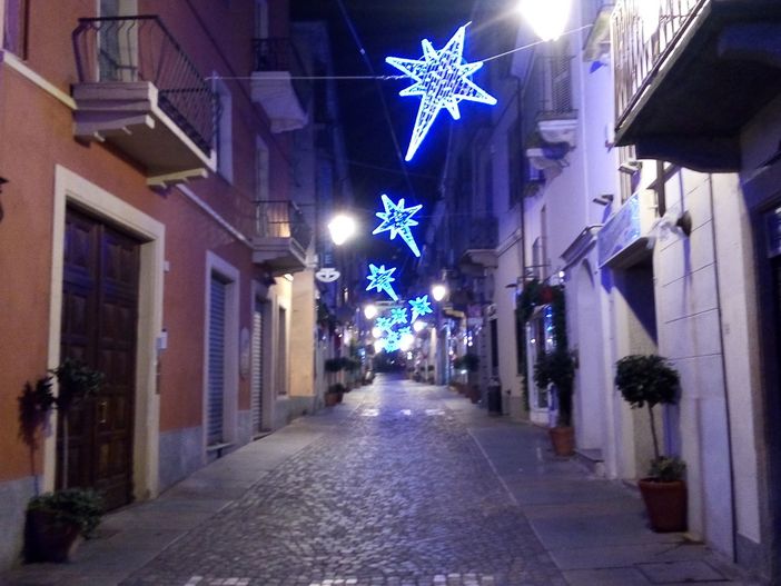 La magia delle feste illumina Moncalieri
