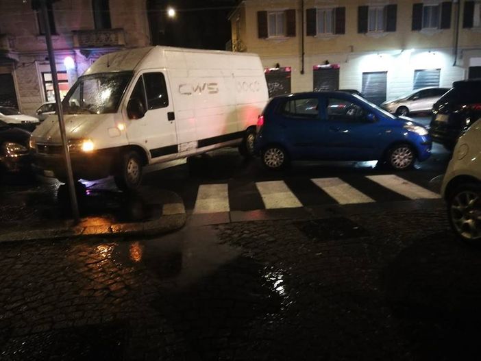 Malasosta, auto blocca incrocio per ore in Borgo Campidoglio
