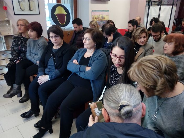"Hanno bruciato le nostre vite, così come i nostri figli": le mamme torinesi della Thyssen a dieci anni dalla tragedia (VIDEO) "Hanno bruciato le nostre vite, così come i nostri figli": le mamme torinesi della Thyssen a dieci anni dalla tragedia (VIDEO)
