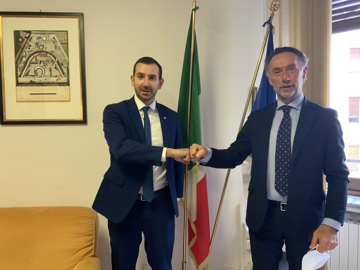 Marnati incontra le Autorità di Distretto del Po: si torna a parlare di navigazione turistica a Torino Marnati incontra le Autorità di Distretto del Po: si torna a parlare di navigazione turistica a Torino